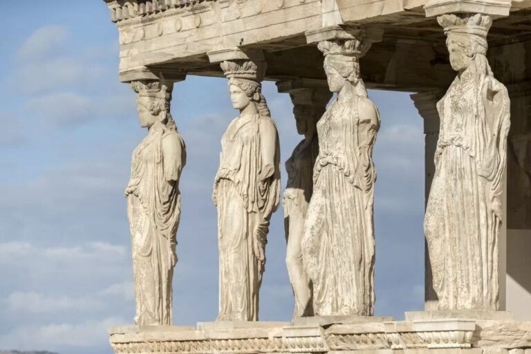 Mengenal Athena Dekat